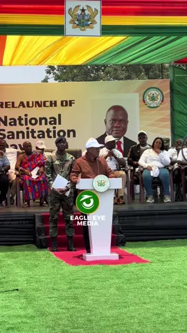 At the Re-launch of the National Sanitation Day , President Mahama Commends te Bus stop Boys on their Voluteerizm work to keep the Environment clean and encourages more individuals to participate in the act . 