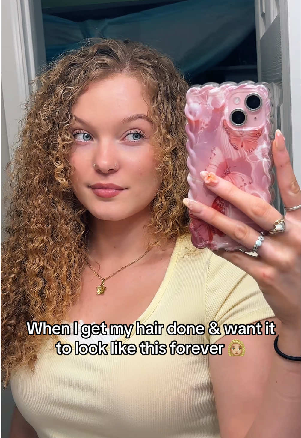Love the curly girly 😻👩🏼‍🦱 #relatable #curlyhair #girlproblems #fyp #trending 