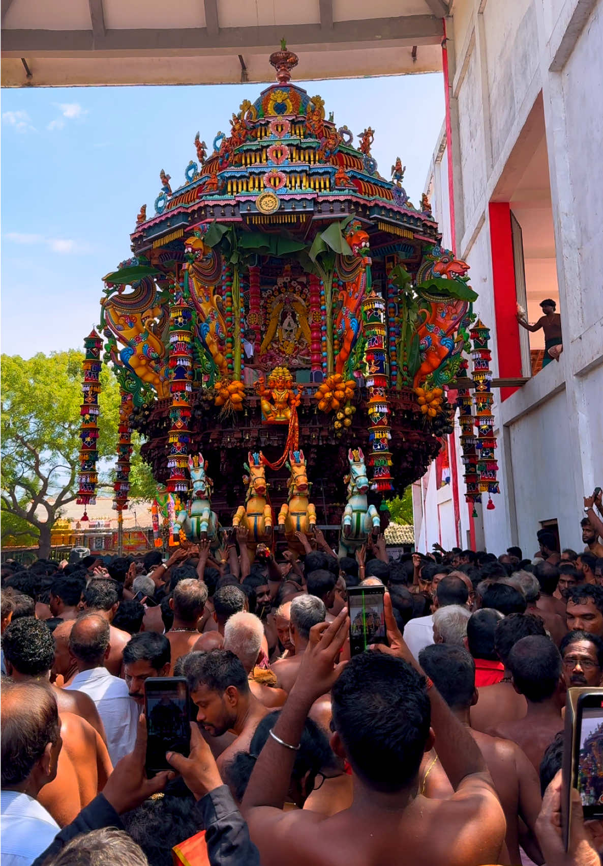 அன்னதானக்கந்தனுக்கு இரதோற்சவம்🙏❤️ #செல்வ_சந்நிதியான் #செல்வச்சந்நிதி #செல்வச்சந்நிதியான்_தரிசனம்🙏 #சந்நிதிமுருகன்_ஆலயம்🙏🙏 #சந்நிதிமுருகன் #சந்நிதிமுருகன்துணை #சந்நிதியான்காவடி #சந்நிதிமுருகன்கோவில் #சந்நிதியான்🙏🏻🙏🏻🙏🏻🙏🏻🙏🏻🙏🏻🙏🏻🙏🏻🙏🏻🙏🏻🙏🏻🙏🏻🙏🏻🙏🏻 #முருகன் #முருகன்_துணை🙏🙏🙏 #முருகன்பாடல்கள் #முருகன்பக்தன் #முருகன்_அழகன்_தமிழன் #முருகன்துனை🦚🙏 #முருகன்கோவில் #முருகன்அடிமை #தமிழ்கடவுள்முருகன் #பக்திபாடல் #பக்தி_பரவசம் #பக்திமயம் #பக்தி🙏🙏🙏 #அன்னதானக்கந்தன் #அன்னதானபிரபுவே #அன்னதானகந்தன் #காவடிக்கந்தன் #காவடி_முருகனுக்கு🙏 #காவடிகள் #காவடியாட்டம் #முருகனுக்குஅரோகரா🙏🙏🙏 #முருகனுக்குஅரோகரா #உயிர்முருகா #அரோகரா_முருகா #அரோகரா_அரோகரா_ஓம்முருகா #அரோகரா🙏🙏🙏 #எந்நிதியும்_தருவான்_செல்வச்_சந்நிதியான் #creatorsearchinsights #சேயோன் #சேயோன்✨️❤️ 