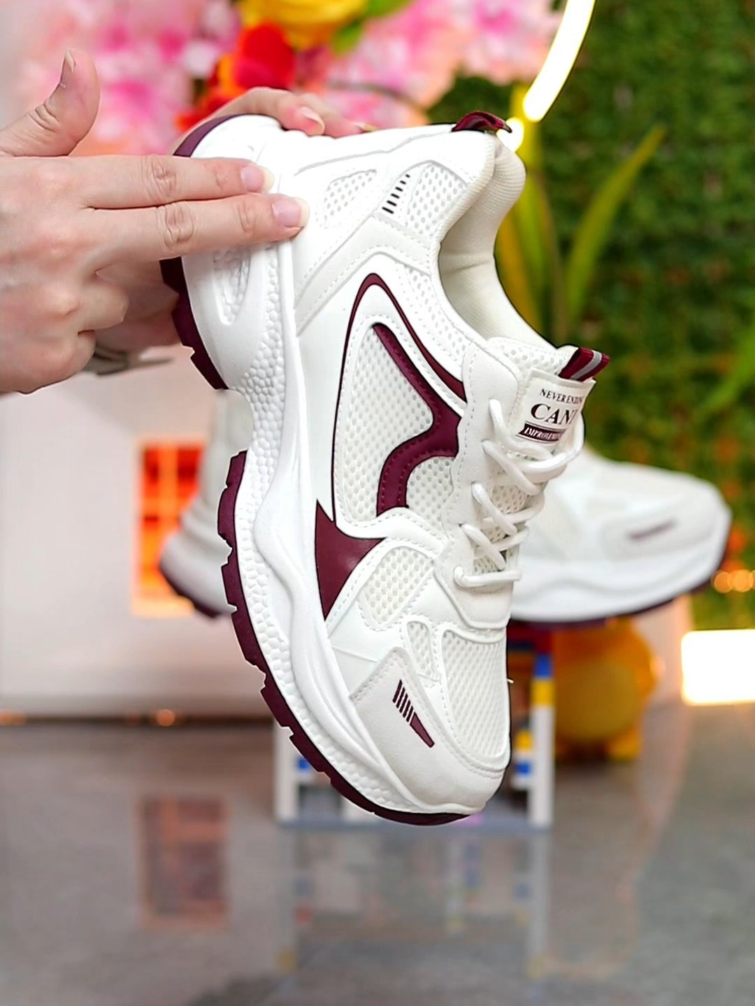 sepatu sneakers wanita ini nyaman dipakai kerja #sepatusneakers #sepatuwanita #sneakerswanita #sepatuimport