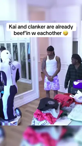 Kai and 1x Robot have beef alr 🤣 #fyp #you #mood #streamer #kaicenat #kai #robot #clanker #funnytiktok 