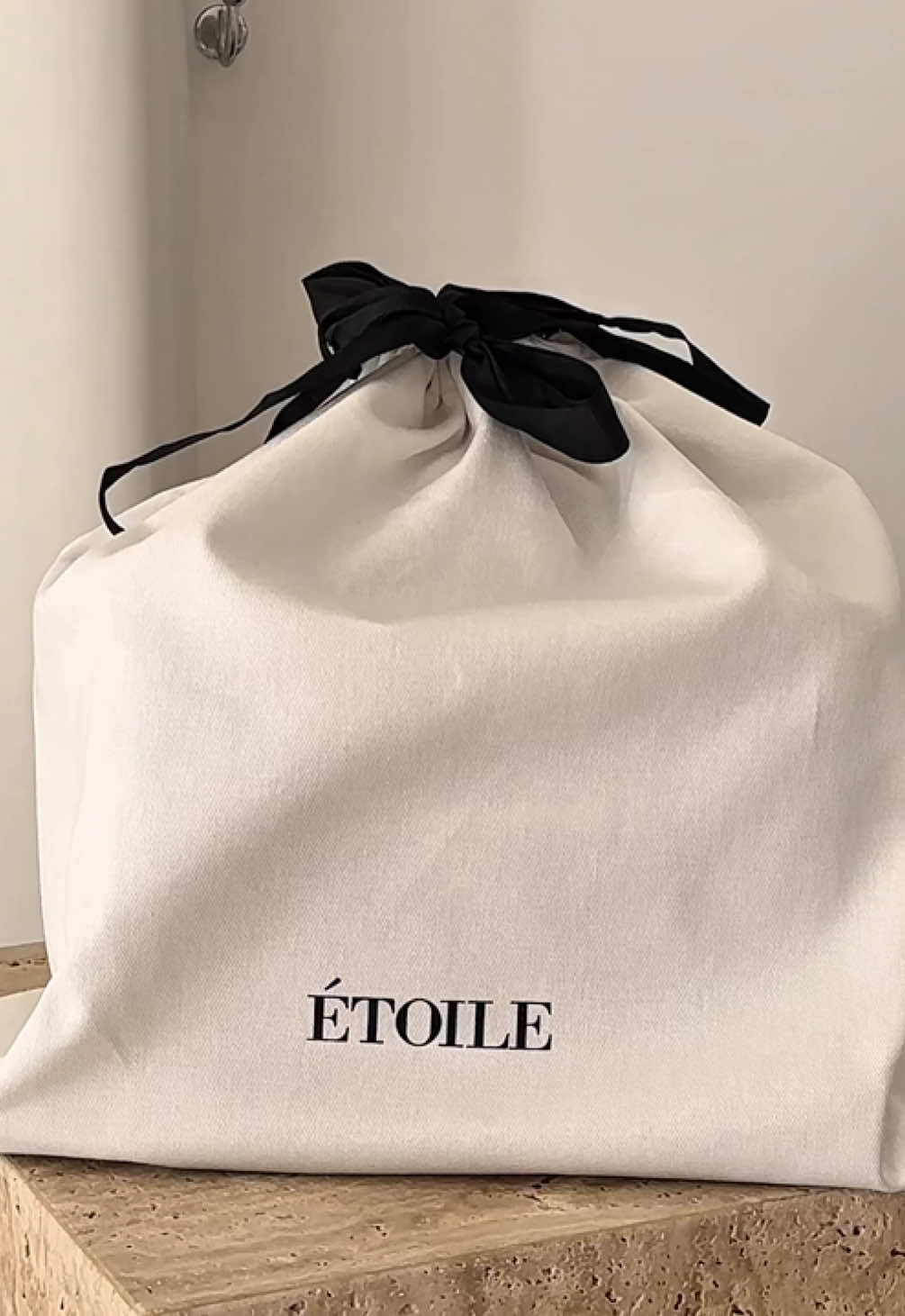@ETOILE US Highly recommended 🦢 #fyp #makeupbag #etoile #uae  #اكسبلور 