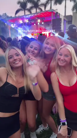 GET IT SEXY ❤️‍🔥❤️‍🔥❤️‍🔥 #fau #sexyred #concert #floridaatlantic #college @KK! @GRAY🌞 @kaylen :) 
