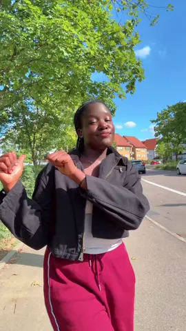 Birthday girl bruk it off like no ones was watching, Y’all should wish my sister a happy birthday,please don’t skip🤣🤣 #brukoff #jillkatasi #fyp 