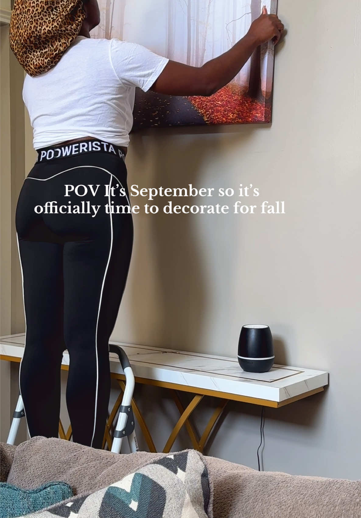 I am an autumn 🤭🤣 Happy Saturday luvs! #homedecorlovers #homeinterior #falldecor #atlanta 