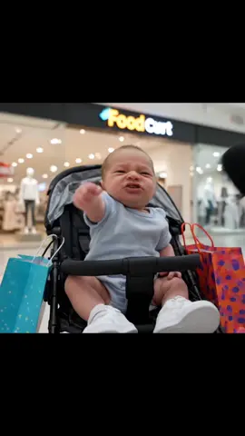 Videos divertidos de bebés ia de compras, videos de bebés graciosos ia #viral #bebes #fy #paratiiiiiiiiiiiiiiiiiiiiiiiiiiiiiii 