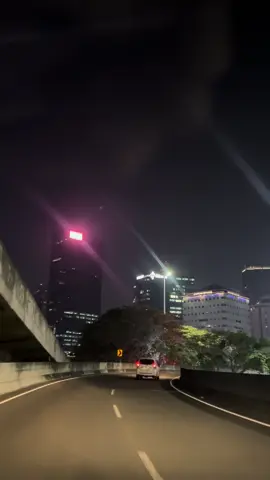 Jakarta night🤍 #jakartacity #jakartacitylight 