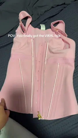 Stay tuned for part 2! Whats better than a PINK faja with a meshliek built in bra!? Leaving the link below grab yours!!!! #PinkViralFaja @SHAPSHE 