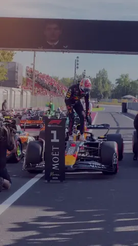 #maxverstappen #redbullracing #italiangp #f1 #formulaone  