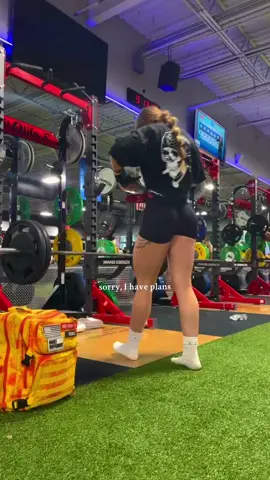 My happy place 🤍🏋️‍♀️💪 Sorry, I’m gonna be busy all weekend long. #gymgirl #gym #fyp #workout 