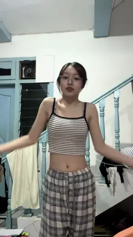 abs or bicep???? bobo siang😻😻