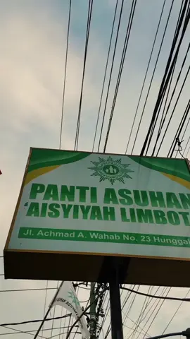 menghadiri milad ke 80 Panti Asuhan Aisyiyah dan Temu Alumni Panti Asuhan.  #sofyanpuhi 