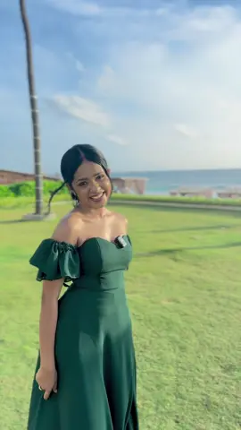 💚🥺 #fff #fyp #viral #sashrikasemini #Love #foryou  This dress 💚 : @H&H Bridal Dresses 