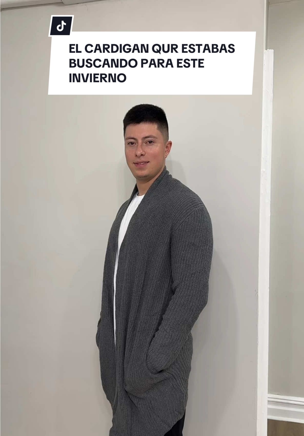 ENVIO GRATIS!! Estilo y comodidad es lo que tendrás con esta prenda que debes tener para este otoño e invierno #mensfashion #cardiganknit #cardiganknitwear #winterfashion #menoutfit 