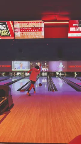 💚 Gayunts = gay aunts 😝 Just before the 10th frame, our nephew said he would finish with three strikes. He did and beat me by 1 point. Video description: Alex bowls his last ball in an alley with music videos playing in background. 