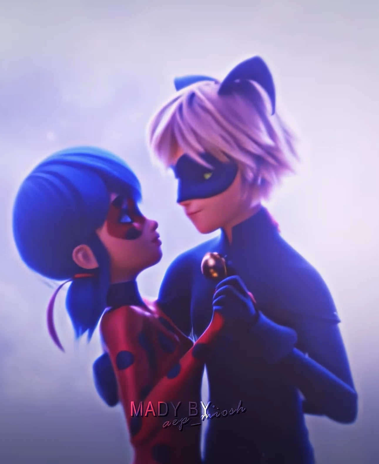 I love this song with them❤️‍🩹 // cc on bio!  . #miraculousladybug #ladybug #catnoir #kpopdemonhunters #ladynoir 