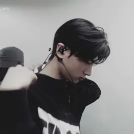 tear running down my thigh | sdt yunn | #jay #enhypen #enhypenedit #fyp #edit cc nnewjeans @yunn