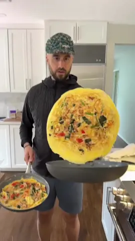 All hail the Omelette King. 🍳👑