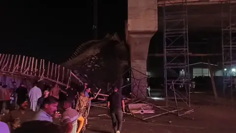 #الان سقوط جسر مفرك العطيشي طريق كربلاء اثناء العمل بردا وسلاماا انشاالله #كربلاء #العراق #