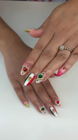 🇲🇽  @vettsystore my fav polishes<3 #mexicantiktok #gelx #nailinspo #almondnails #FDT 