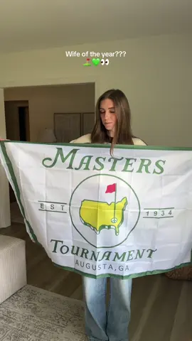 Update: he is obsessed with this golf flag 🤩 the best gift for any golf lover!! #golfgift #golfgift #giftsforgolfers #giftideasforhim #giftideas #christmasgiftideas #giftguide 