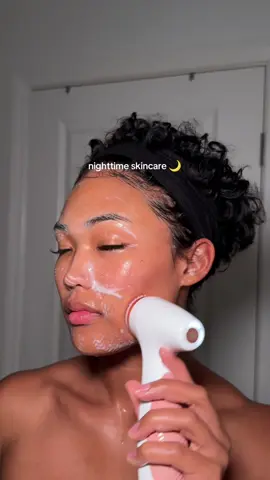 We double cleanse over here 🤪 but on the real make sure yall are washing your face! #skincare #nightimeroutine #unready #skin  Step 1: Cleaning balm  Step 2: Lumi facial cleanser (sensitive wash + vitamin c wash)  Step 3: EADEM rescue mist Step 4: la roche moisturizer  Step 5: lip mask  Step 6: pillow glow sleep mask 