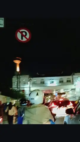 malam ini macet sekali #fyp #braga #alunalunbandung #estetik #jelajahatraksiakhirpekan 