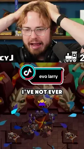 EVO LARRY 😳 #streamer #clashroyale #GamingOnTikTok #juicyjcr #WhatToPlay 