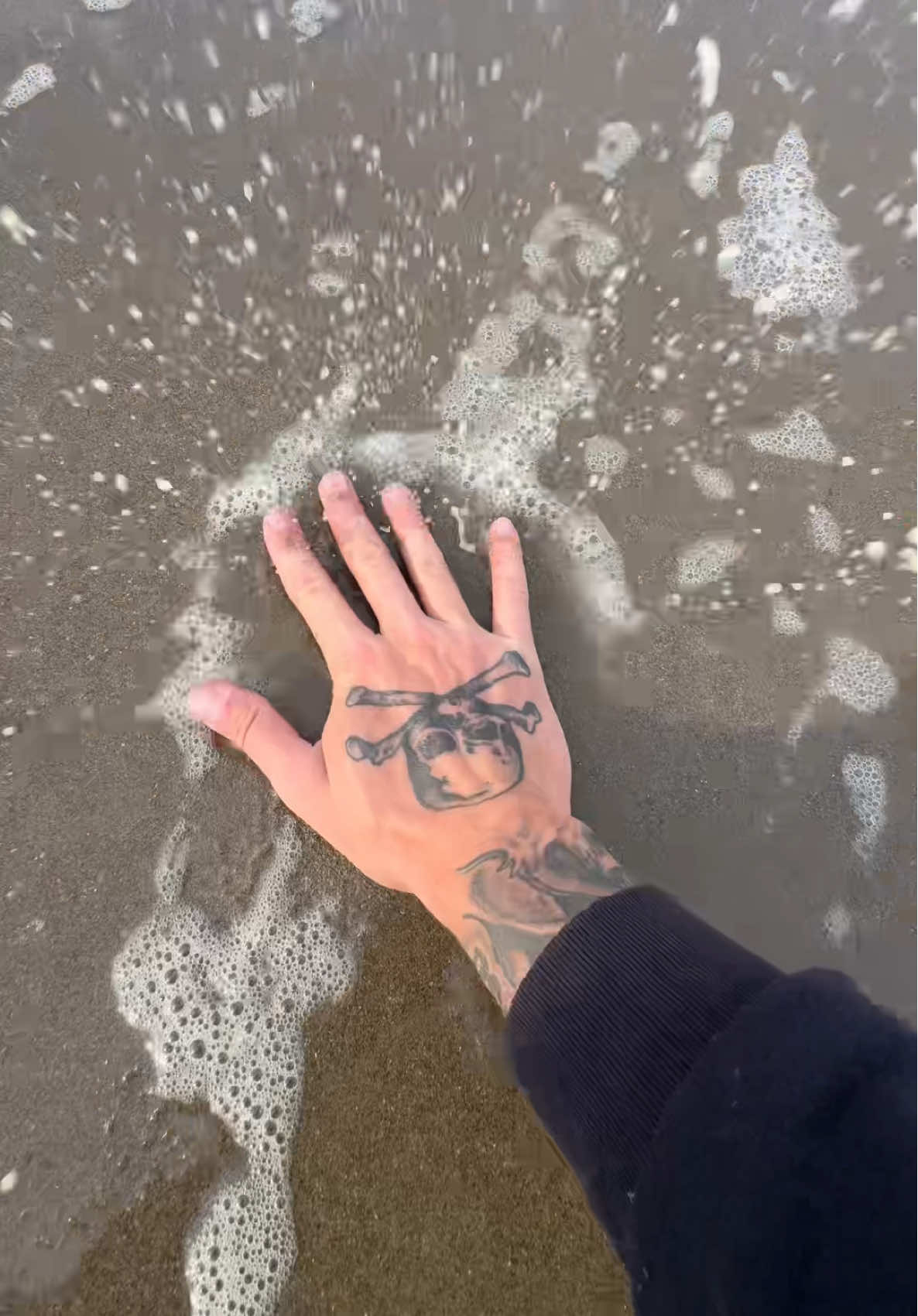 What is sea foam? #satisfying #nature #animals 