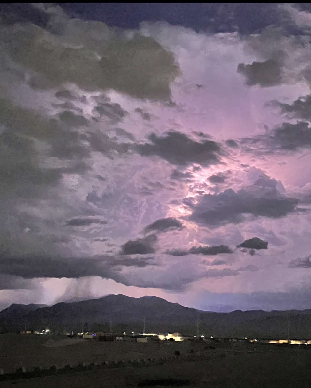 North Vegas lightning storm lasted all night on full moon. Beautiful and strange sighting. #lasvegas #vegas #lightning #nevada #sky 
