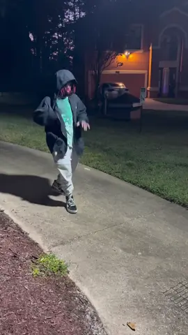 What happened to that guy ?  #hellochallange #Hello #funny #dancememe #Viral 