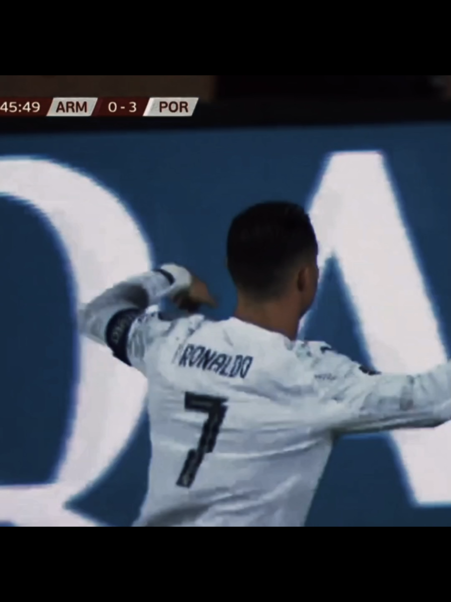 Golazo do Cristiano! 🔥☠️ #portugal #armenia #cr7 #futebol #viral 