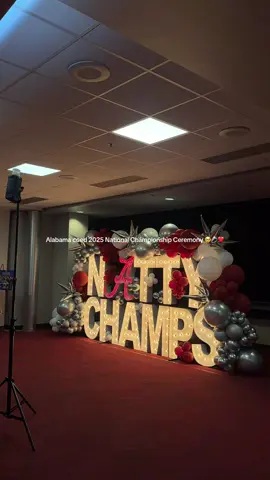 such a special night! 🥹🥹 #bama #cheer 