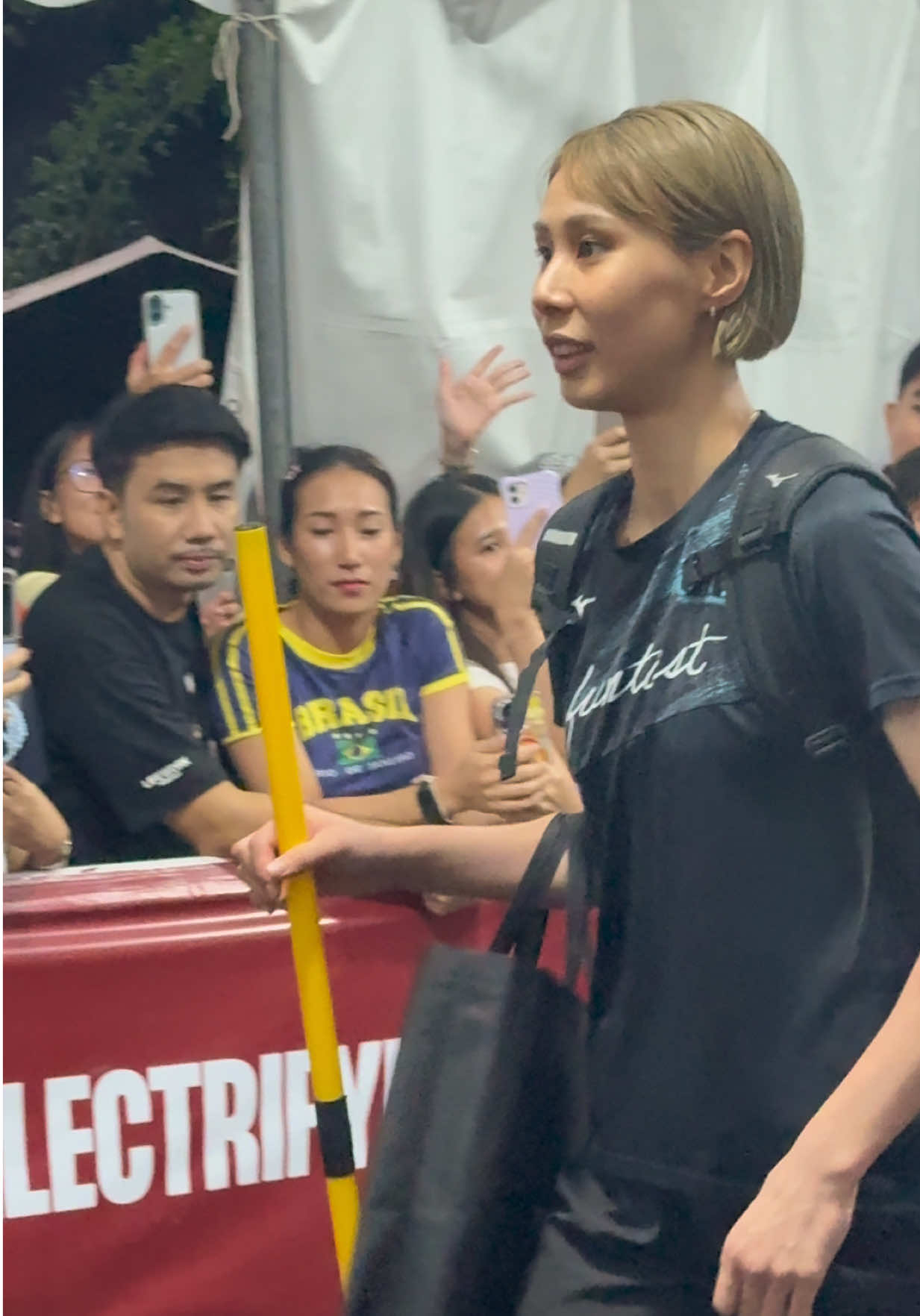วันนี้เก่งมากแล้วน้องเหมียว ไม่เป็นไรนะ ค่อยๆเติบโตไปด้วยกัน เก่งมากๆแล้วสำหรับชิงแชมป์โลกครั้งแรก ขอให้น้องเหมียวหายเจ็บไวๆนะ พรุ่งนี้ยังมีลุ้นต่อ #yukikowada #ยูกิโกะวาดะ #วอลเลย์บอล #volleyballworld2025 