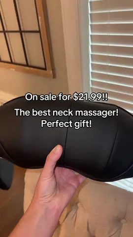 The perfect gift! I love a good massage and this is perfect for when I get home from work. #neckmassager #massager #neckpain #backmassager #tiktokmademebuyit @DAILYLIFE US 