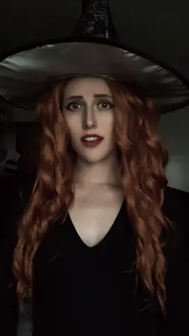 |Don't Panic...| #scarygodmother #scarygodmotherhalloweenspooktacular #scarygodmothercosplay  #cosplay #superwolfcosplays 