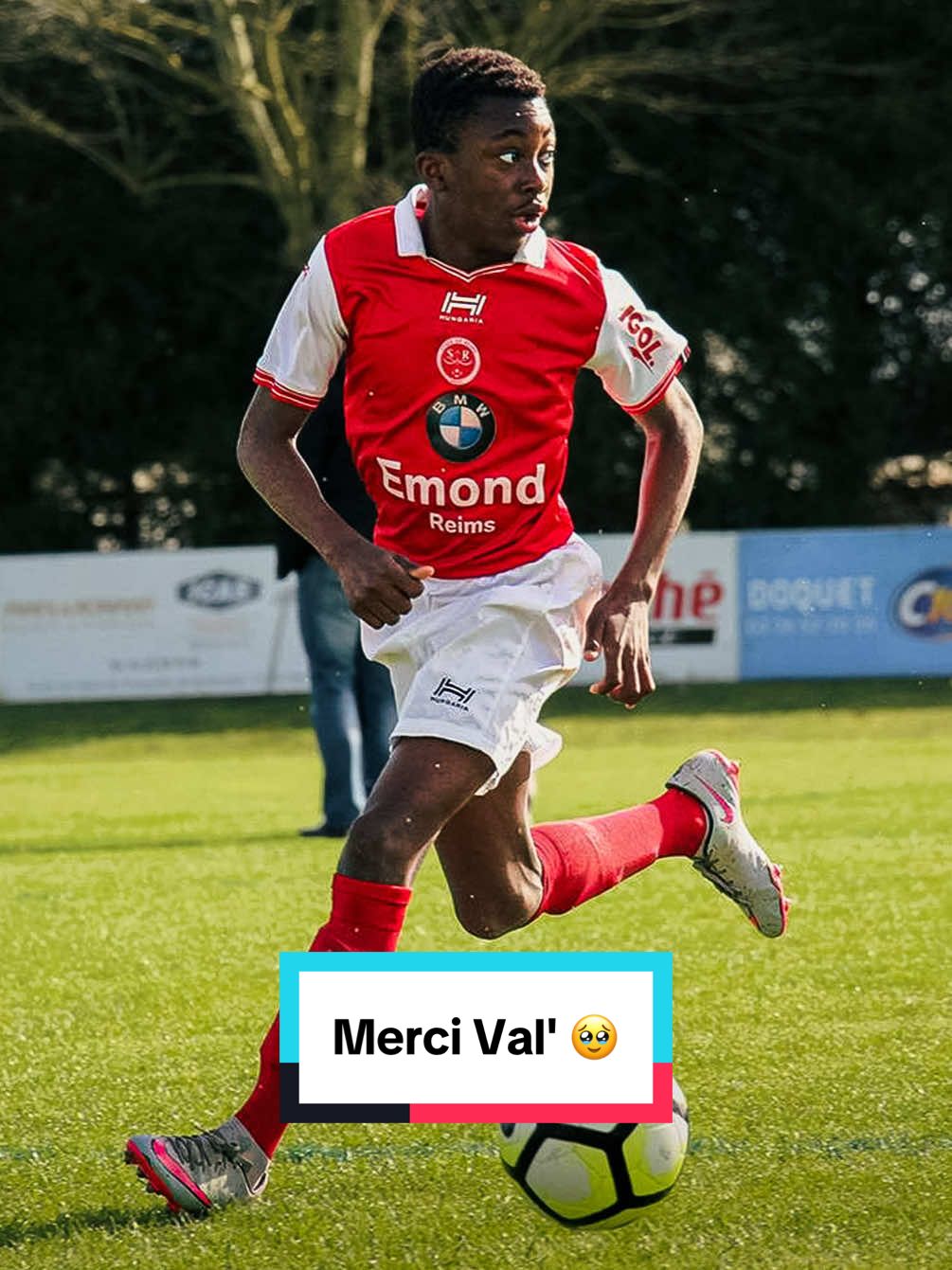 💬 Val', un bon ami a un message pour toi... C'est les émotions là 🥹 #TeamSDR #Atangana #Ekitike #Reims 