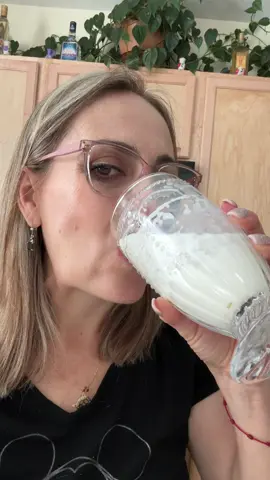 Un desayuno que te da energía y fortalece tu sistema inmune.  Lo puedes preparar con agua o leche. Facil de preparar.  El link está en mi perfil. #desayuno #paratiiiiiiiiiiiiiiiii #fypシ゚ 