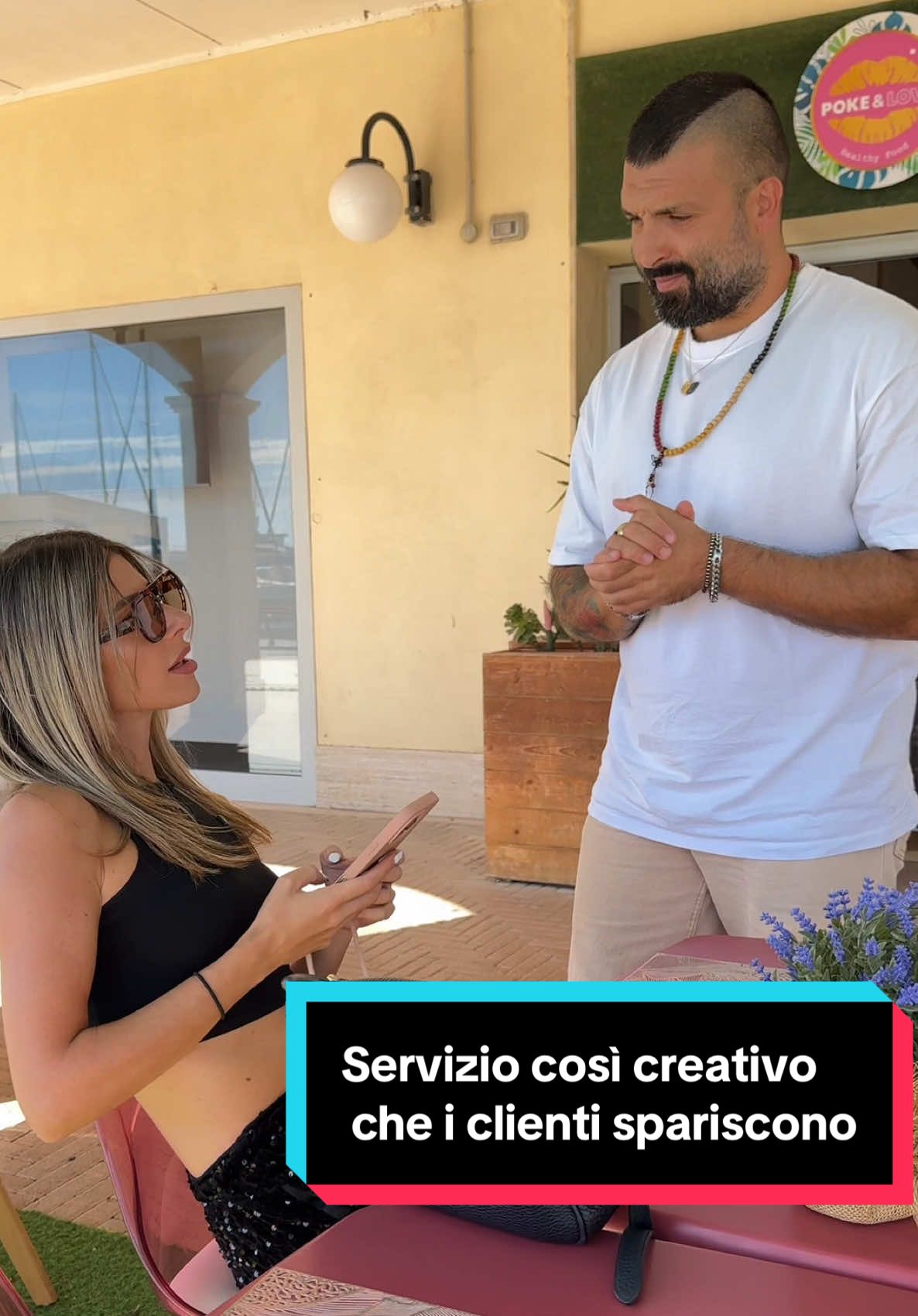 La situazione diventa così assurda che un altro cliente decide di scappare 🤣 📍Lungomare Duca degli Abruzzi, 84, 00121 Lido di Ostia RM 📞 392 7890896 🎥 @STASSUCCESS 