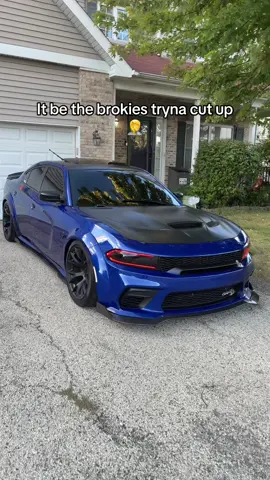 It be the brokies tryna cut up🤦 #atoyye #thebest #hellcat #rearviewmirror 