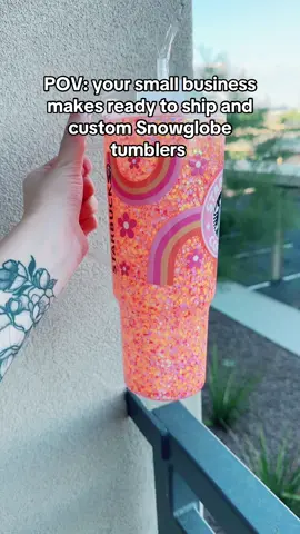 The cutest tumbler ever 🩷✨ #glitter #snowglobetumbler #snowglobe #tiktokshop #glittercup 