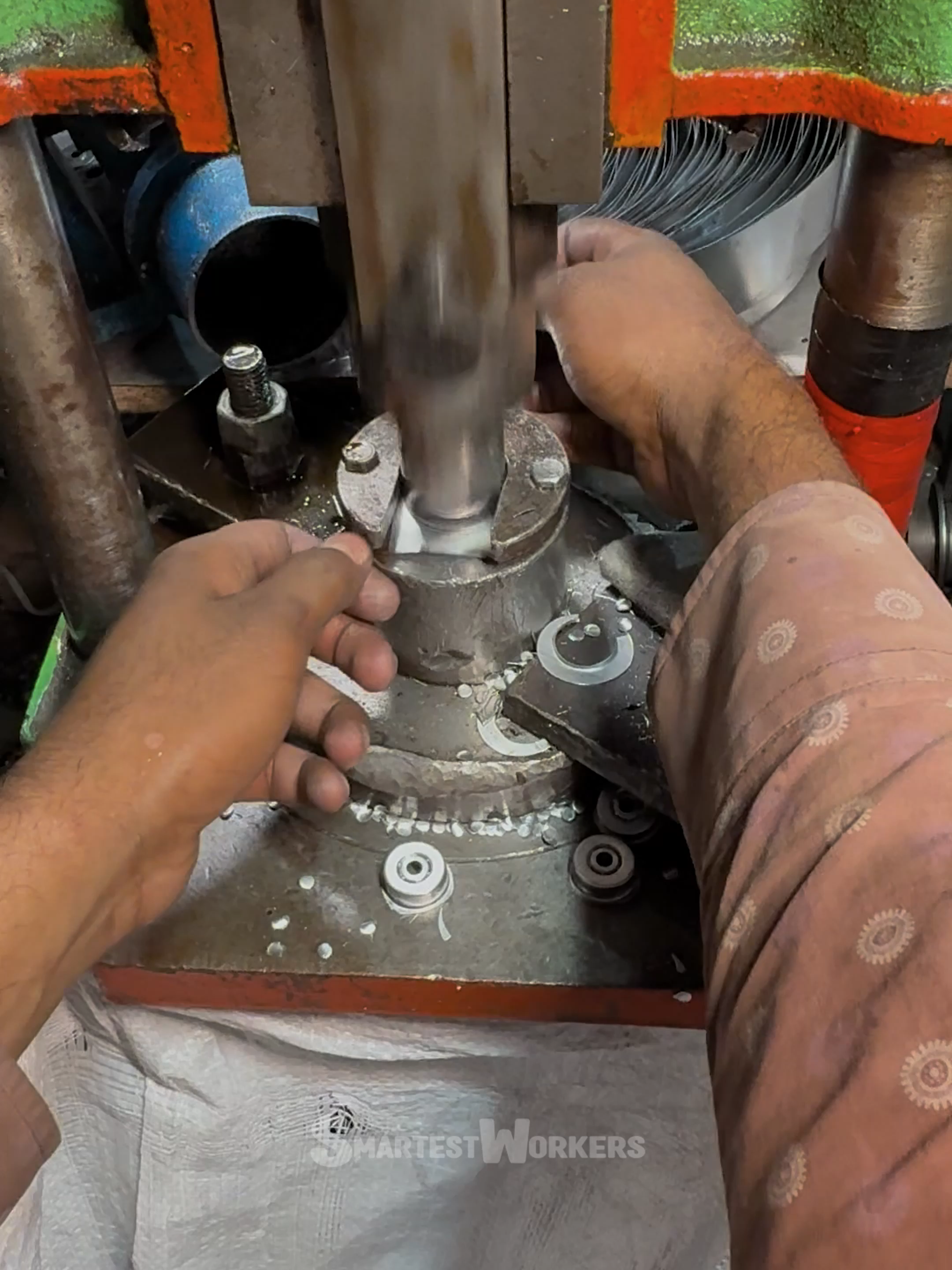 How High-Quality Medicinal Metallic Bottle Caps are Made