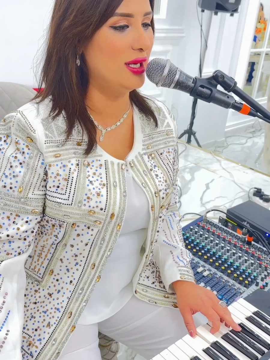 أحلى ليلة أحلى ناس👌  مصراتة ليبيا🇱🇾 ❤️ #هاجرظافر  #أغاني #ترند #viralvideos #mu 