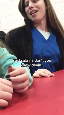 had to redo with the clips from sabrina’s concert💗