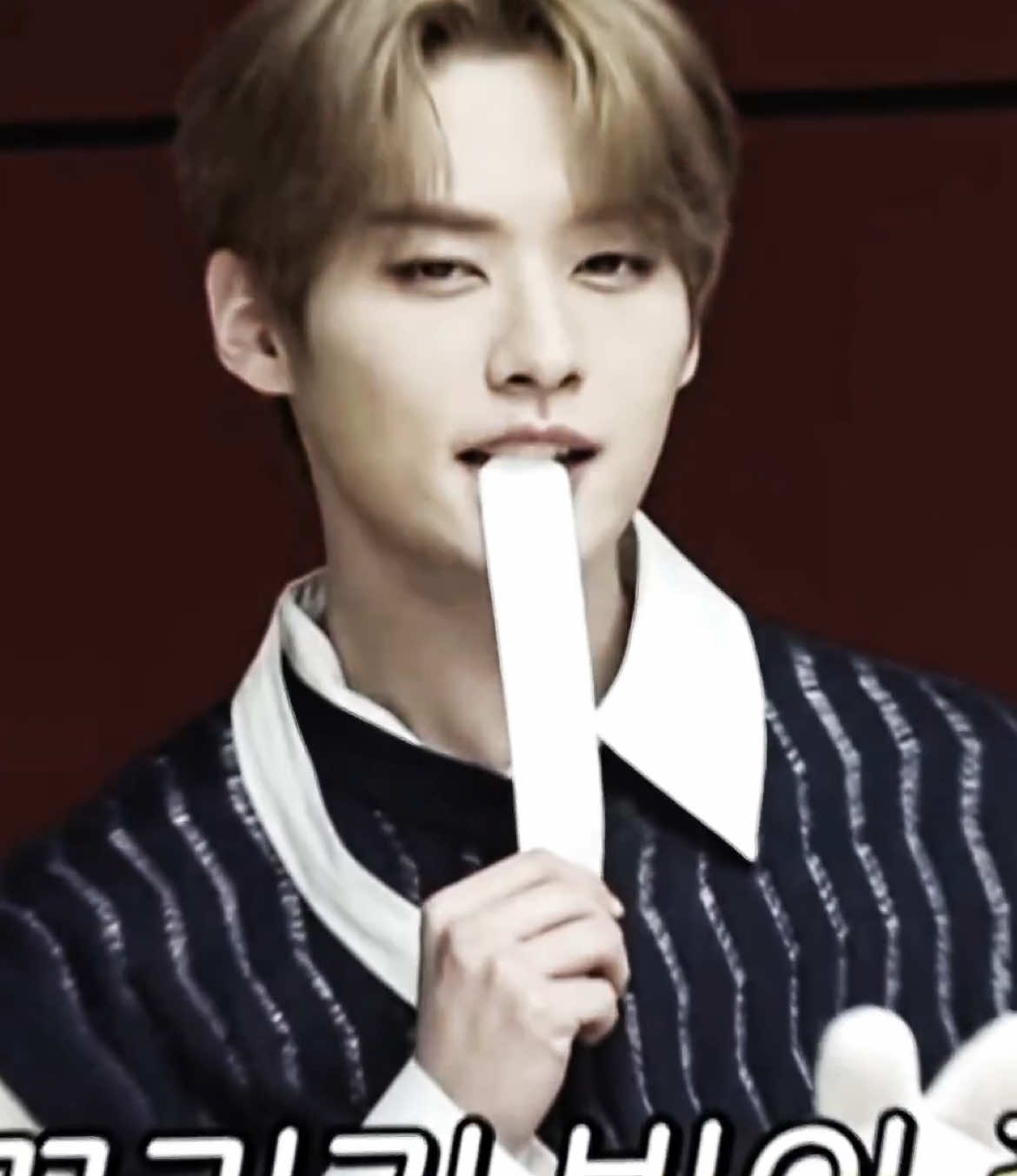 Had to upload this 4 times cause tiktok wouldn’t let me 💔 #leeknow #leeknowedit #straykids #foryoupagе #ae || dts:@rosie 💿✧.* @Nessa ⊹ ࣪ ⑅ @Nev🩷 @d e s i @_jxsvng 