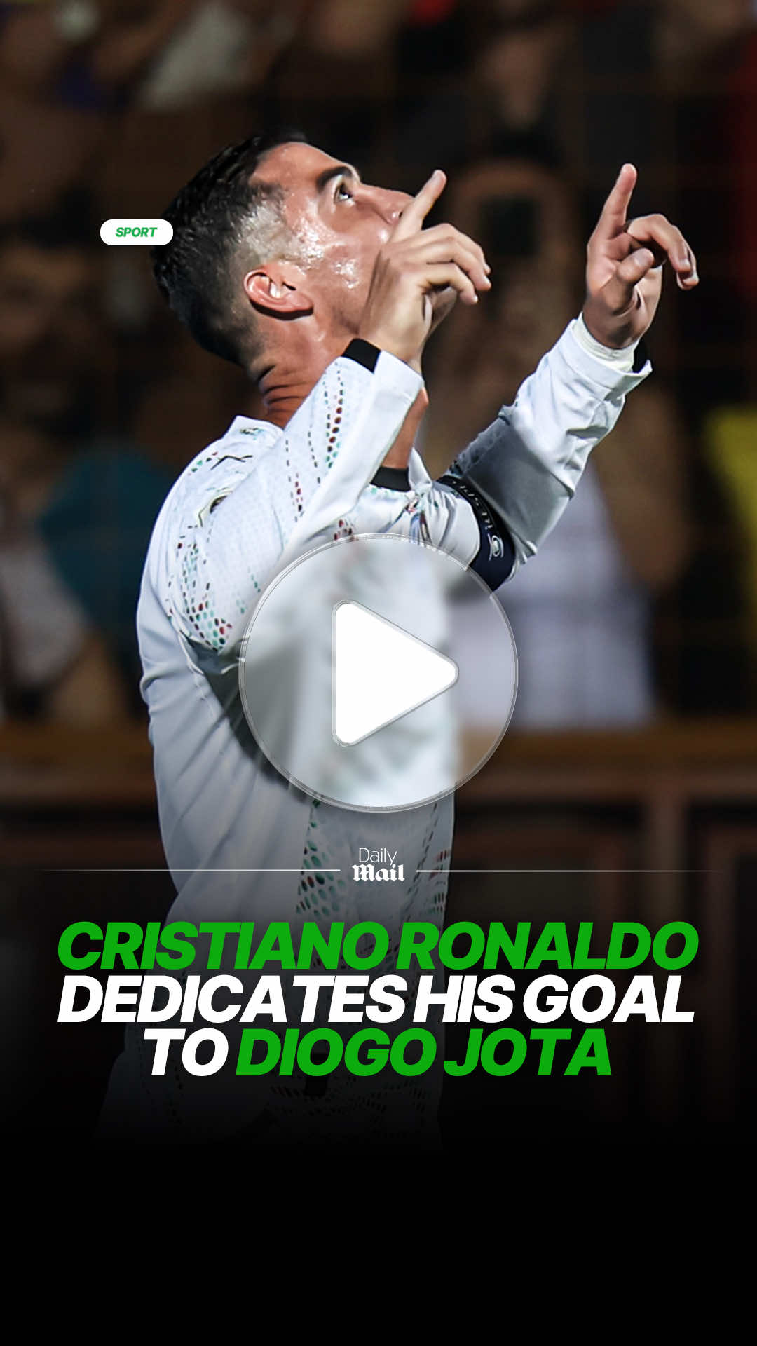 Cristiano Ronaldo dedicates his goal to Diogo Jota alongside his Portugal teammates ❤️🇵🇹 #cr7 #diogojota #lfc #cristianoronaldo #liverpool 