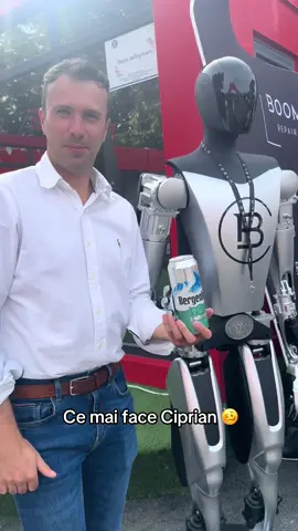 Ce mai face Ciprian 🥴 #cybertruck #dominicmarcu #fy 