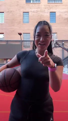 introducing twaydabuckets ⛹🏻‍♀️ @twaydabae 