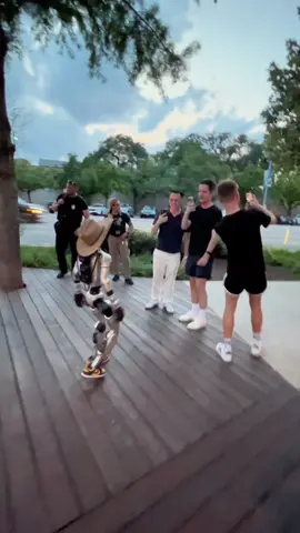 This robot can read you #robot