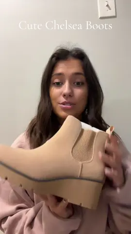 These are adorable! #cuteboots #fallboots #boots #fallootd #fallshoes 
